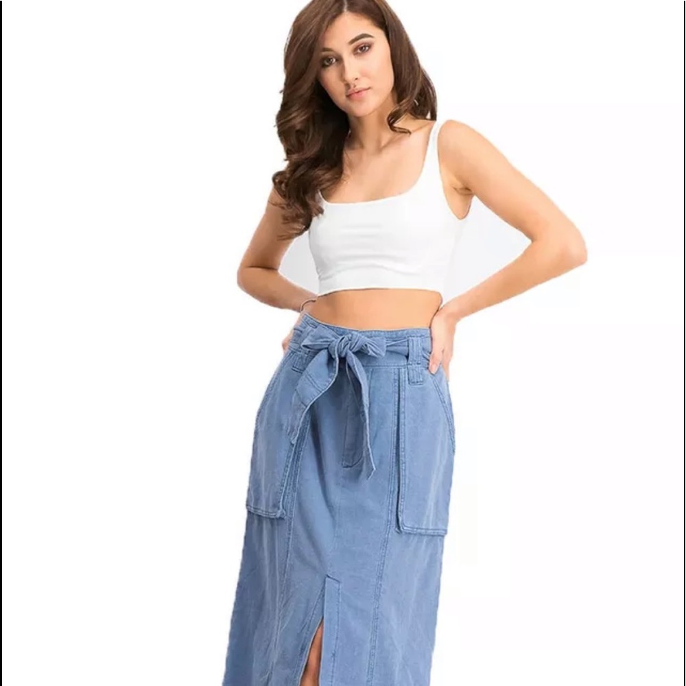 NEW FREE PEOPLE Catching Feelings Chambray Denim